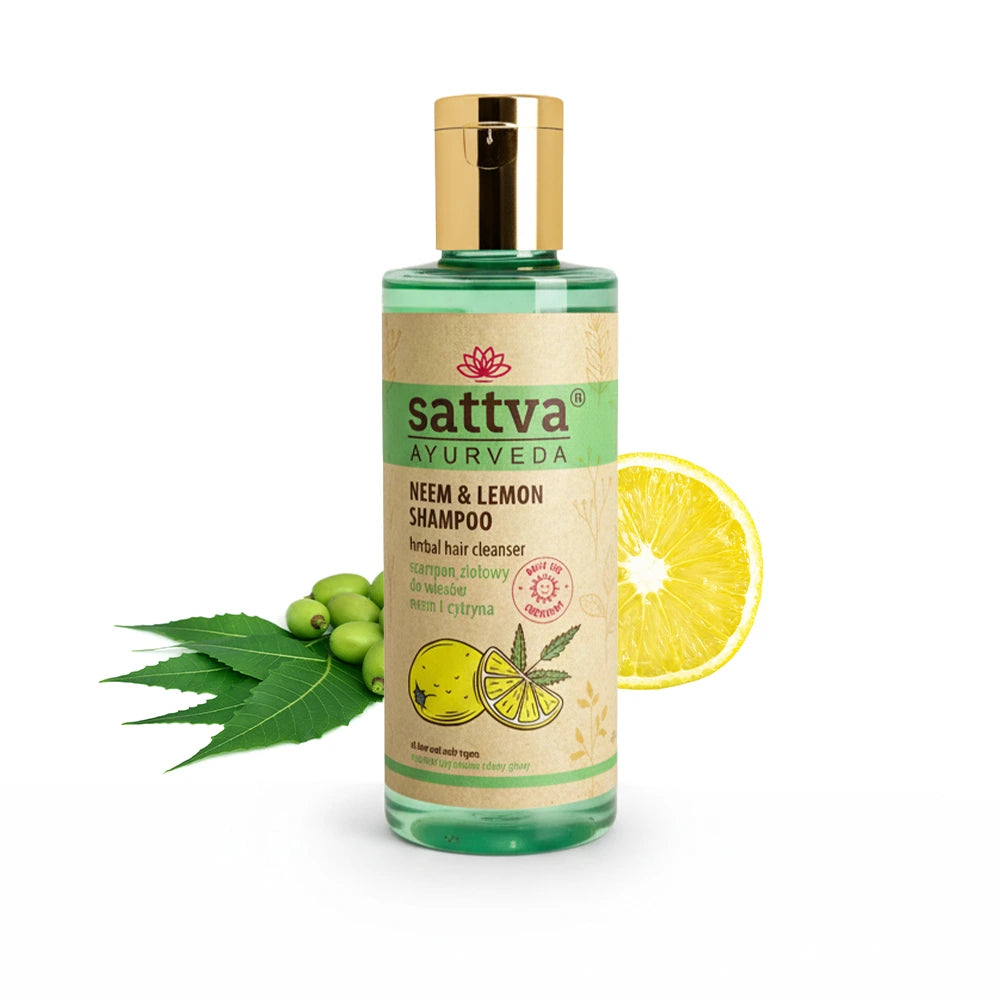 Champô natural para cabelo oleoso com Neem e Limão da Sattva Ayurveda, limpeza suave, equilíbrio do couro cabeludo e brilho natural para uso diário.