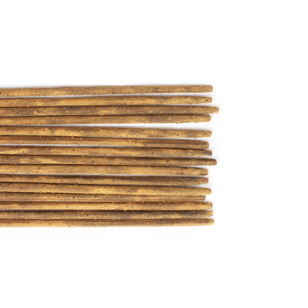 Paus de Incenso Naturais Artesanais de Cedro