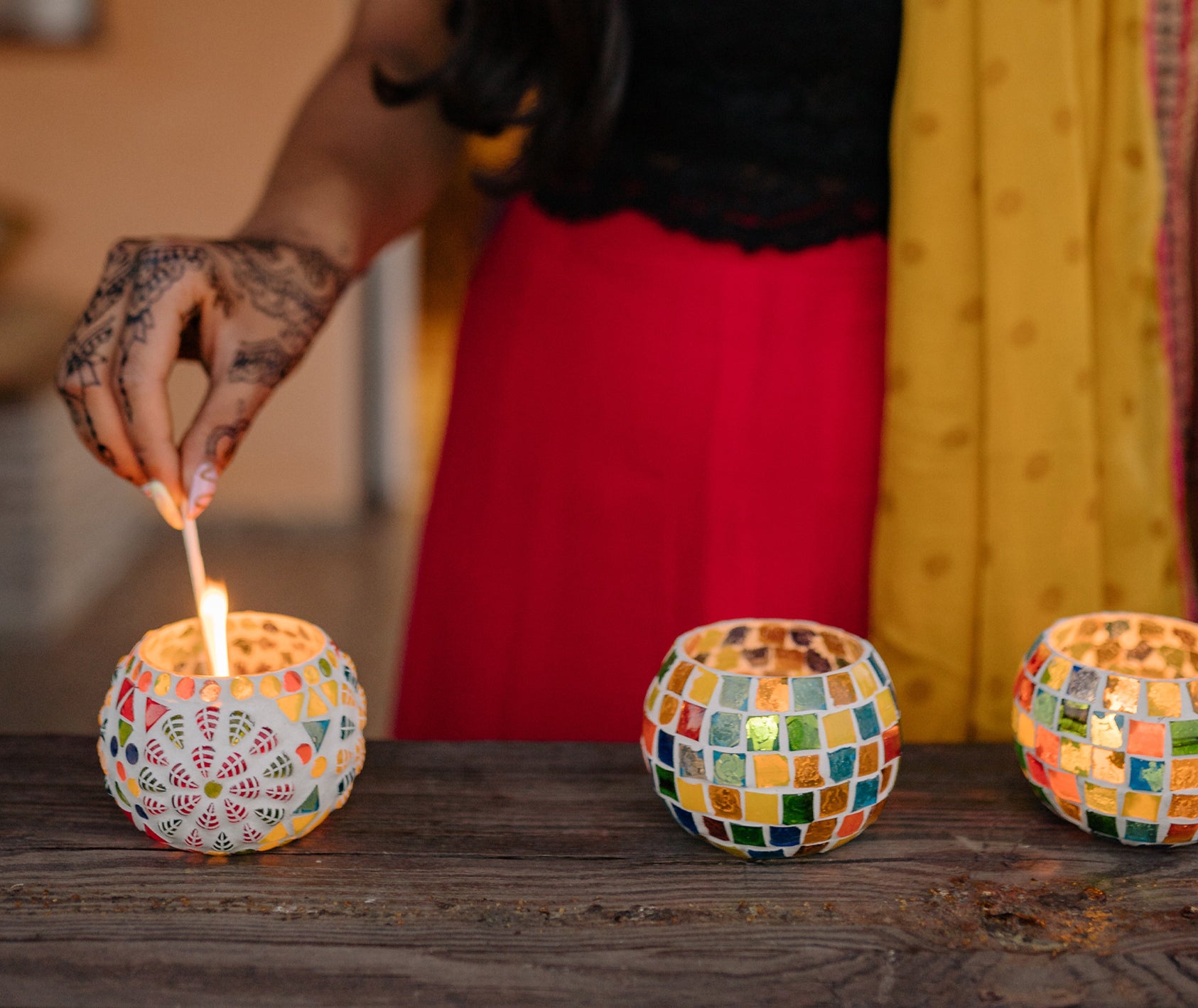 Velas Naturais de Ghee com Sândalo, Jasmim e Cânfora | Arogya Shop