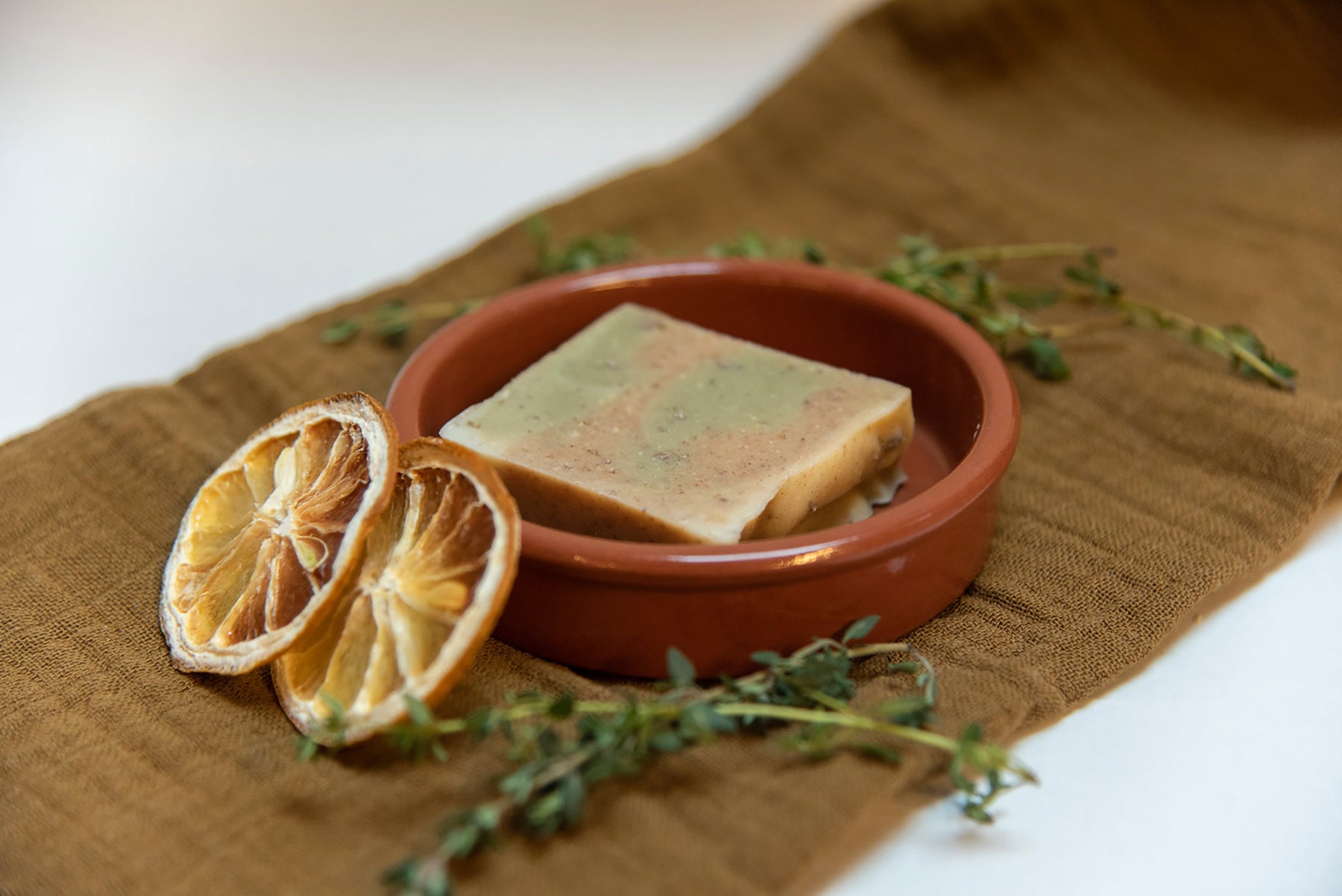 Shampooing Solide Naturel au Citron et Thym
