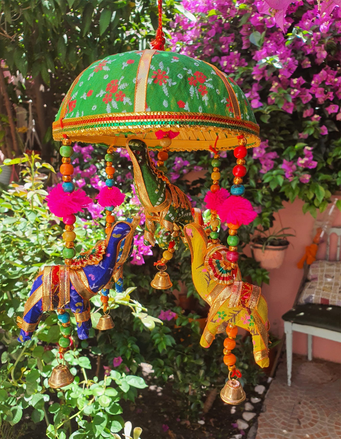 Cinq Éléphants Décoratifs en Coton Vert