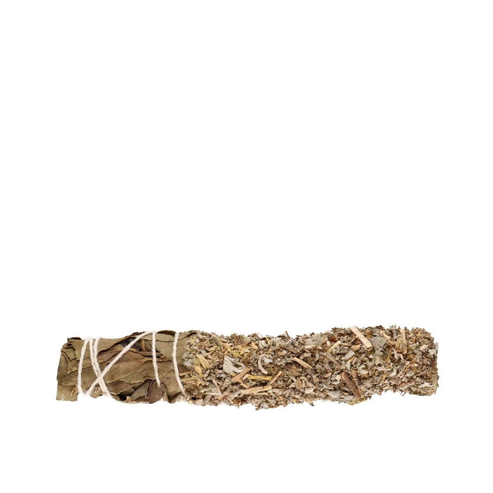 Tocha de defumação de sálvia branca para proteção e equilíbrio espiritual.