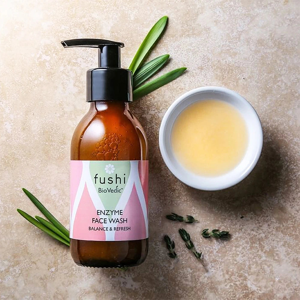 Gel di Pulizia Esfoliante per il Viso