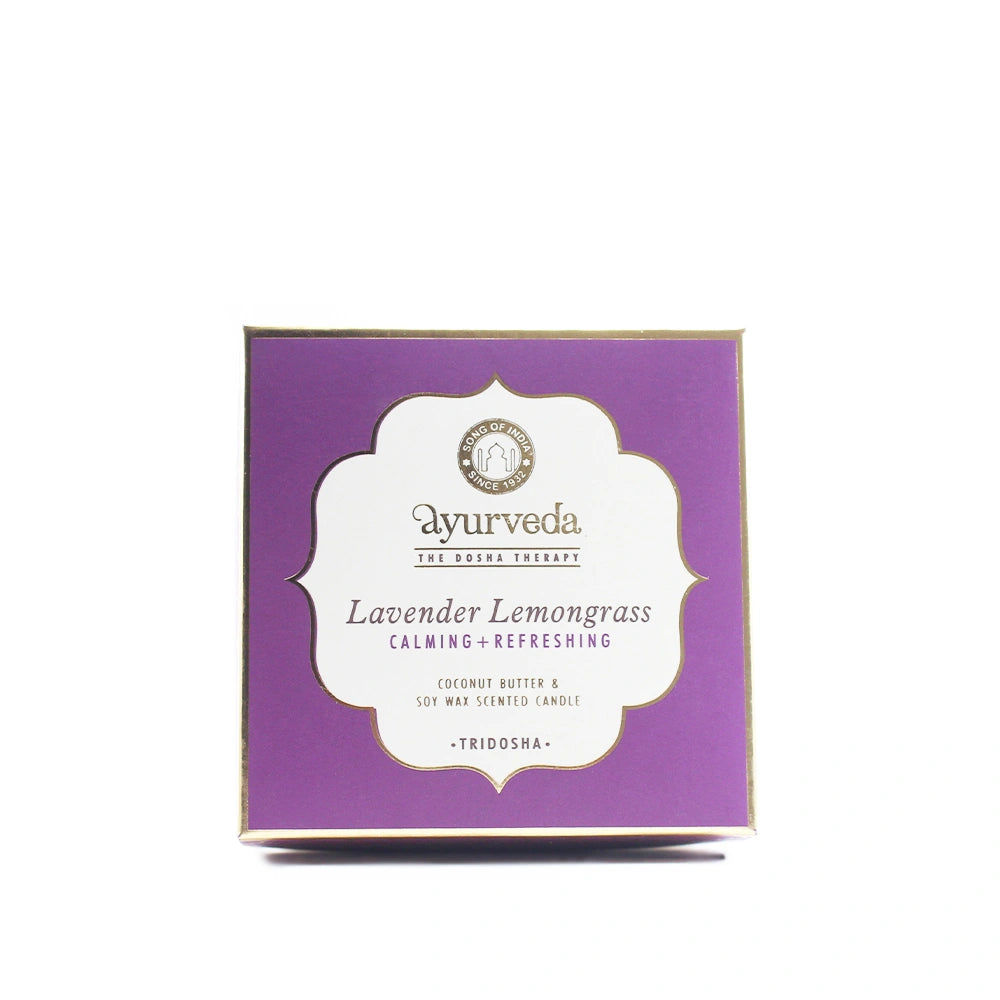 Vela aromática de cera de soja com lavanda (alfazema) e erva-príncipe para relaxamento e bem-estar